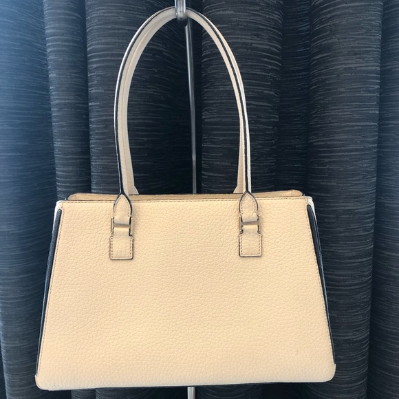 Kate Spade Phila Prospect Place, excellent condition & absolutely gorgeous. - Picture 3 of 16